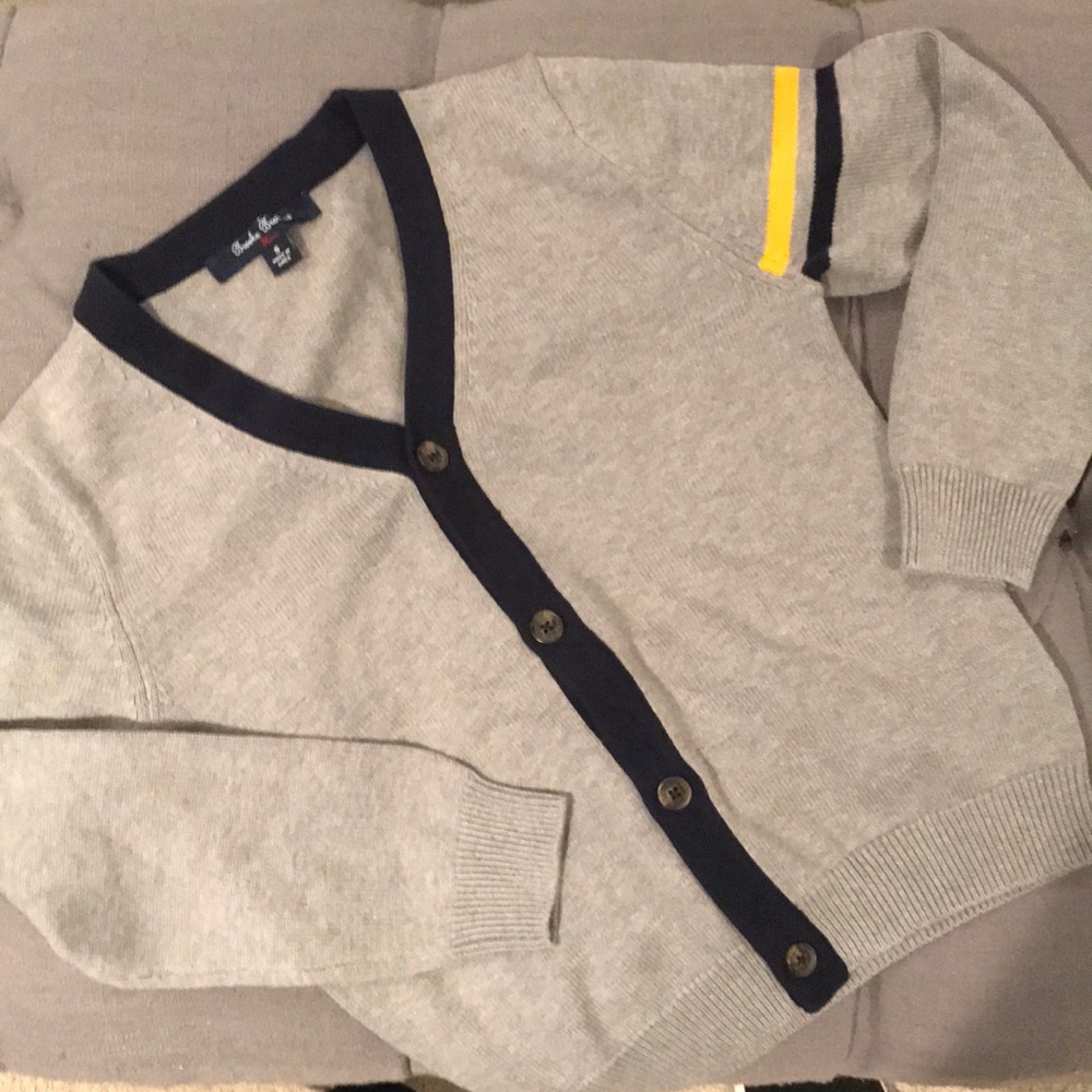New boys small brooks brother button up sweater